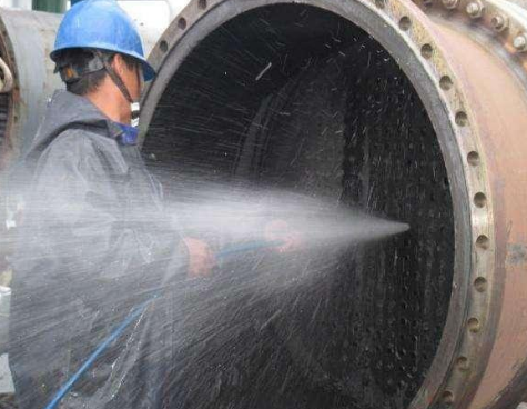 高阳高压清洗车高压泵水压很低的原因